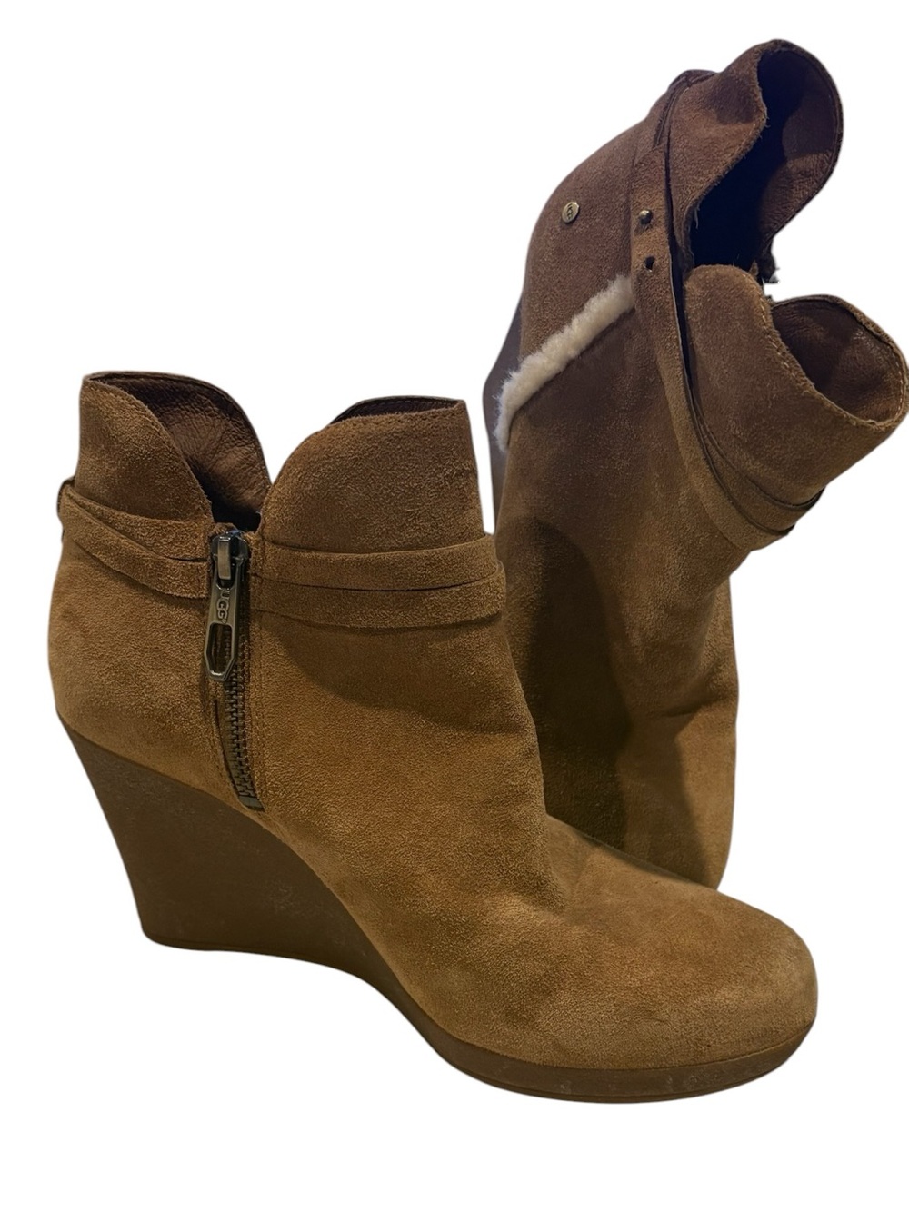 UGG - Alexandra Suede sherling wedge ankle boot - Size 8. Chestnut, brown.